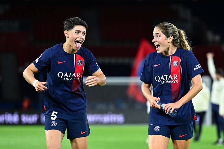 Elisa De Almeida and Korbin Albert of PSG
